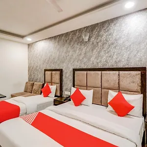 Oyo Olive Hotel